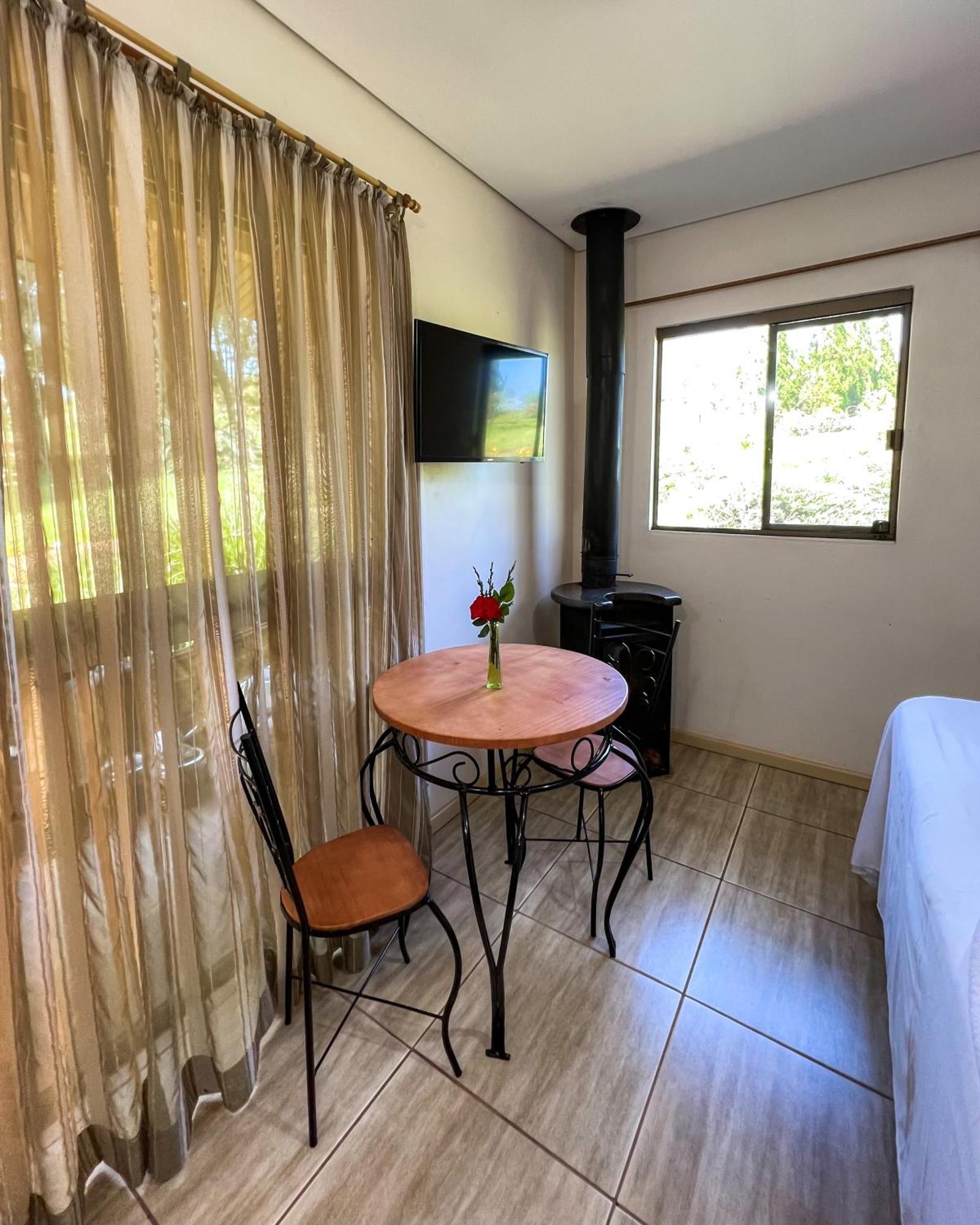 Hotel Fazenda Vale Alvorada カスカヴェウ エクステリア 写真